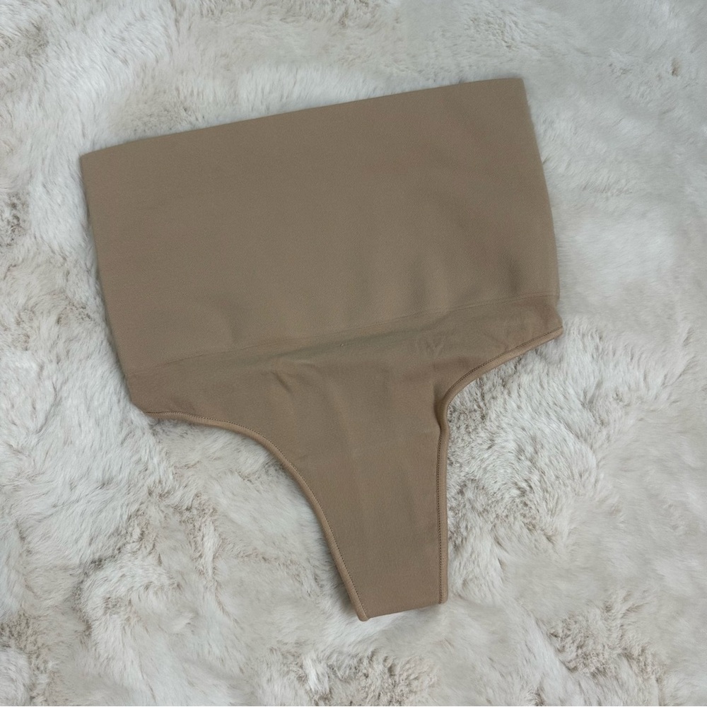 SKIMS Core Control High-Waisted Thong Size S
